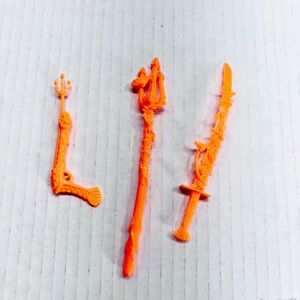 TMNT Creature From The Black Lagoon Leonardo Universal Monster Orange Weapon Set